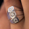 Bague 53 Bague moderniste en or blanc 18 carats et diamants 58 Facettes 20-203-50