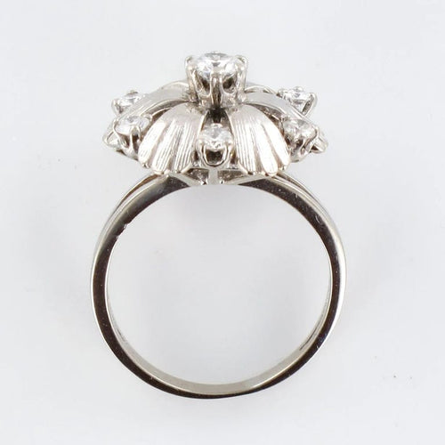 Bague 51 Bague pétales en or blanc 18 carats et diamants 58 Facettes 20-150-49