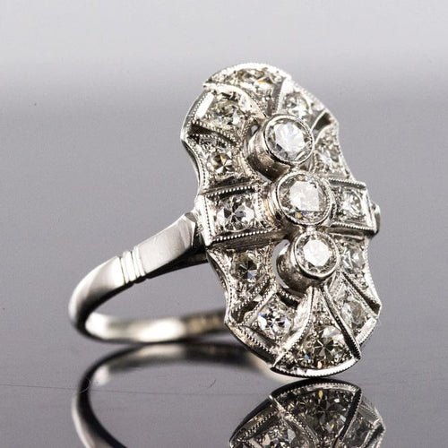 Bague 53 Bague style Art déco en or blanc 18 carats et diamants 58 Facettes 20-263-57