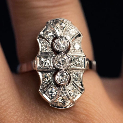 Bague 53 Bague style Art déco en or blanc 18 carats et diamants 58 Facettes 20-263-57