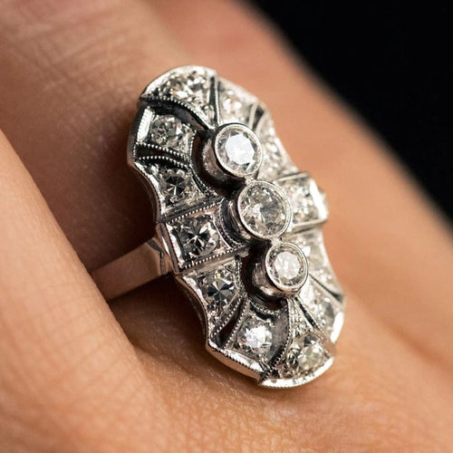 Bague 53 Bague style Art déco en or blanc 18 carats et diamants 58 Facettes 20-263-57