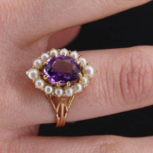 Bague 57 Bague ancienne en or jaune 18 carats, améthyste et perles 58 Facettes 20-569-50