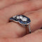 Bague 52 Bague Art déco en or blanc 18 carats, saphirs et diamants 58 Facettes 21-024-50
