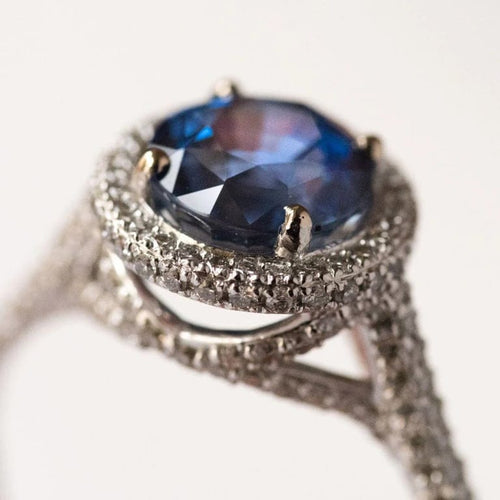 Bague 54 Bague en platine au saphir de Ceylan et diamants 58 Facettes 19-250-53