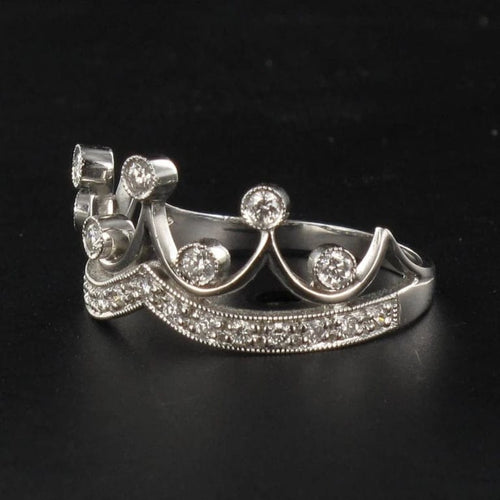 Bague 52 Bague couronne en or blanc 18 carats et diamants 58 Facettes 08-016-1527932-55