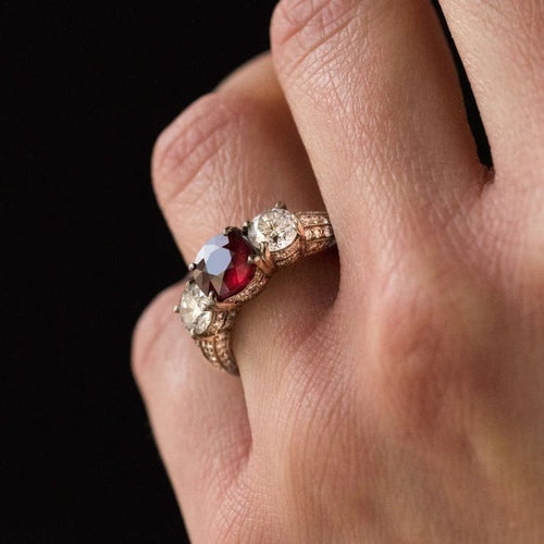Bague 53 Bague en or blanc 18 carats rubis et diamants pavés 58 Facettes 05-118-3177552-53