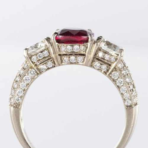 Bague 53 Bague en or blanc 18 carats rubis et diamants pavés 58 Facettes 05-118-3177552-53