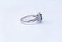 Bague 55 Bague marguerite saphir en or blanc 18K et diamants 58 Facettes BAG.MARGT.S.LIGNE