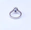 Bague 55 Bague marguerite saphir en or blanc 18K et diamants 58 Facettes BAG.MARGT.S.LIGNE