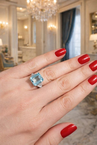 Bague 54 Bague aquamarine taille émeraude et diamants en or blanc 18k 58 Facettes 50423