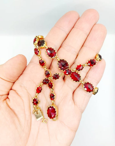 c1894cfb-39a4-4b79-8ed6-f255cecb7800