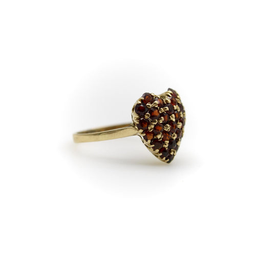 Bague Bague cœur vintage en or jaune 18k et grenats pavés 58 Facettes A20047