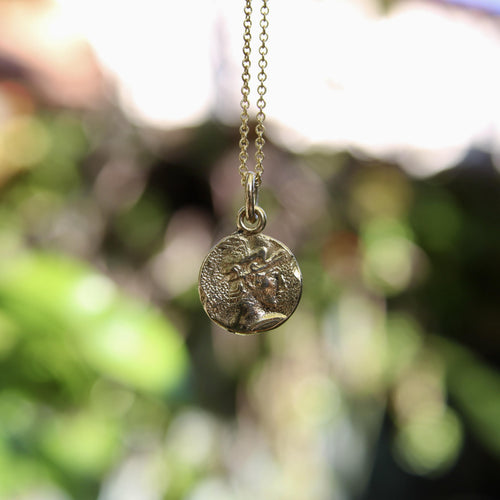 Pendentif Shiebler - Pendentif médaillon Achille guerrier en or 14k 58 Facettes A20061