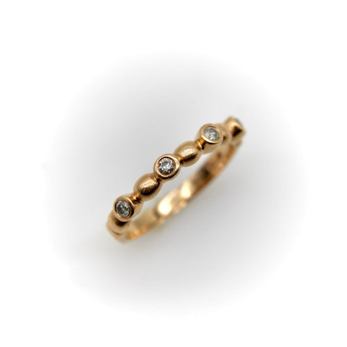 Bague 53 Bague vintage motif bulles en or rose 14k et diamants 58 Facettes