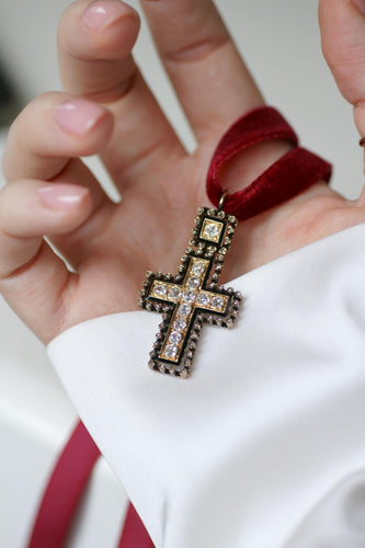 Pendentif Croix ancienne - Pendentif en or jaune 18 ct, argent, diamants et émail noir 58 Facettes