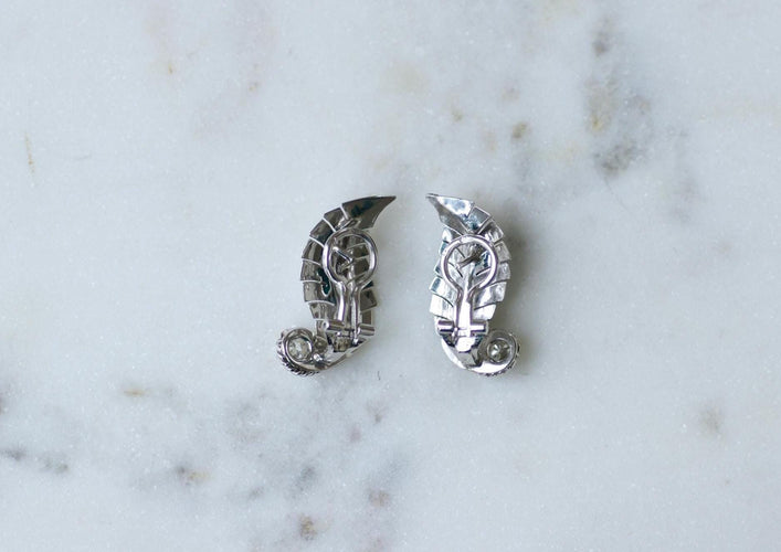 Boucles d'oreilles Boucles d’oreilles rétro plume en or blanc 18 ct, platine et diamants 58 Facettes