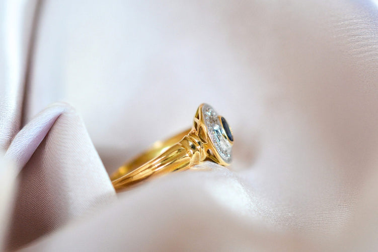Bague 49 Bague ovale bicolore en or jaune 18 carats, saphir et diamants 58 Facettes 3916