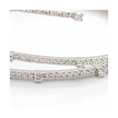 Bracelet RAY - Bracelet rigide en or blanc 18 kt et diamants 58 Facettes UKD359739LF