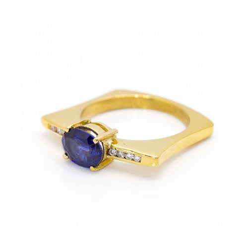 Bague KLASH - Bague en or jaune 18 kt, saphir de Ceylan et diamants 58 Facettes UKD360264JE