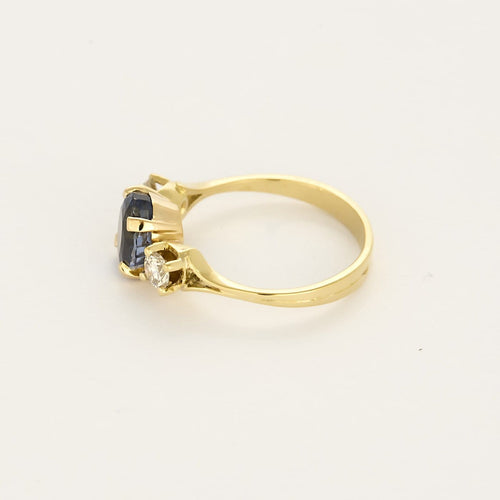 Bague 53.5 Bague en or jaune 18K au saphir violet et diamants 58 Facettes VEN3220