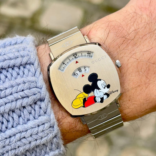 Montre Gucci Grip Disney Jump Hour YA157418 58 Facettes 009