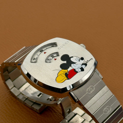 Montre Gucci Grip Disney Jump Hour YA157418 58 Facettes 009