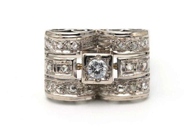 Bague 52 Bague Art déco sertie de diamants en or blanc 18 carats 58 Facettes 23386