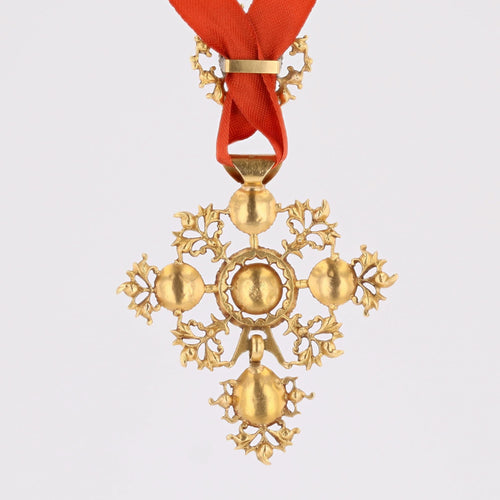 croix-ancienne-or-jaune-diamant-p-image-180784-grande.jpg