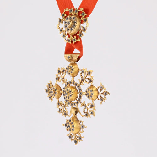 croix-ancienne-or-jaune-diamant-p-image-180785-grande.jpg