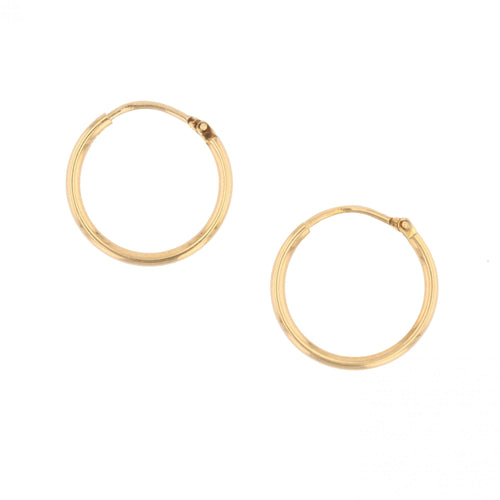 https://www.bijouxbaume.com/upload/image/fines-boucles-d-oreilles-creoles-or-jaune-p-image-178738-grande.jpg