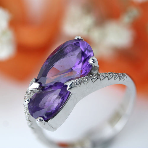 bague-duo-amethystes-taillees-en-poire-diamants-or-blanc-p-image-166427-grande.jpg
