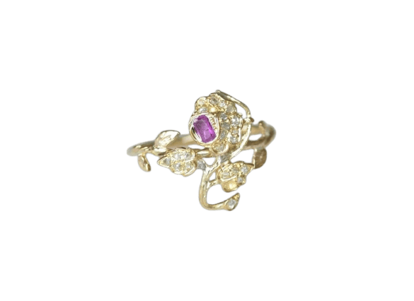 Bague 52.5 Bague ancienne en or jaune aux rubis et diamants 58 Facettes