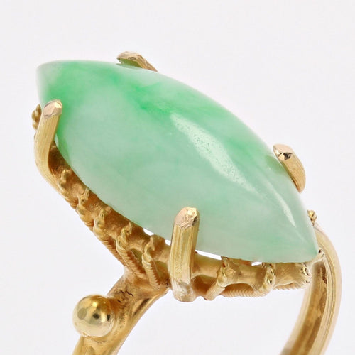 https://www.bijouxbaume.com/upload/image/bague-jade-et-or-en-marquise-p-image-163677-grande.jpg