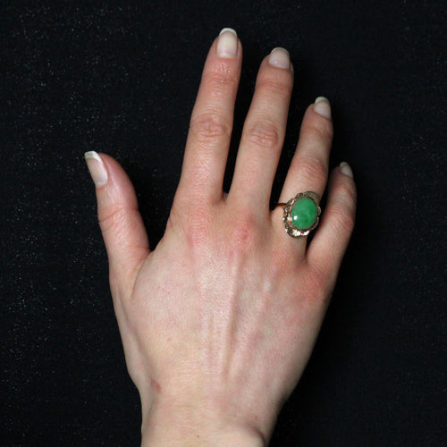 https://www.bijouxbaume.com/upload/image/bague-ancienne-jade-et-or-p-image-163644-grande.jpg