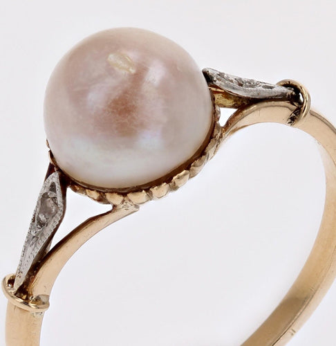 https://www.bijouxbaume.com/upload/image/bague-ancienne-perle-et-diamants-tailles-en-rose-p-image-155805-grande.jpg