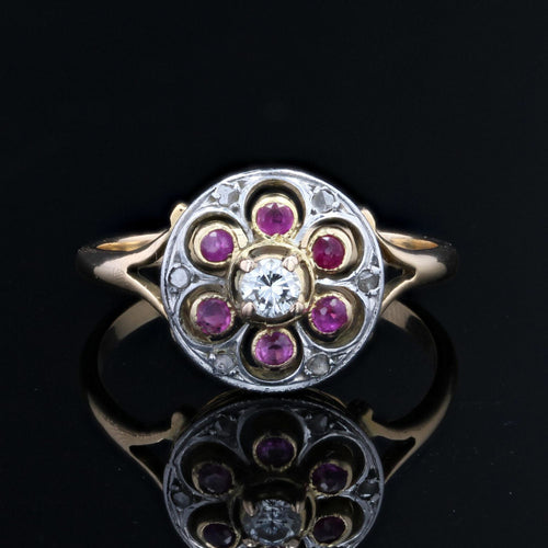 https://www.bijouxbaume.com/upload/image/bague-ronde-rubis-et-diamants-ancienne-p-image-155380-grande.jpg