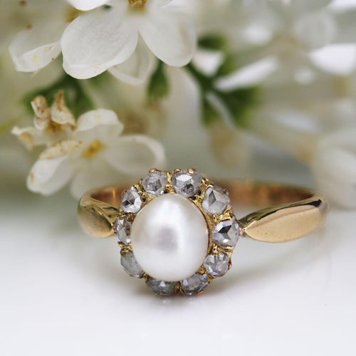 https://www.bijouxbaume.com/upload/image/bague-ancienne-marguerite-perle-fine-et-diamants-p-image-154275-grande.jpg