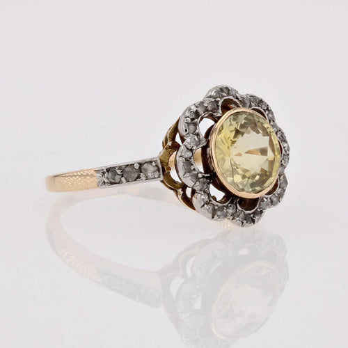 https://www.bijouxbaume.com/upload/image/bague-ancienne-fleur-saphir-jaune-et-diamants-p-image-153556-grande.jpg