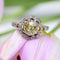 https://www.bijouxbaume.com/upload/image/bague-ancienne-fleur-saphir-jaune-et-diamants-p-image-153558-grande.jpg
