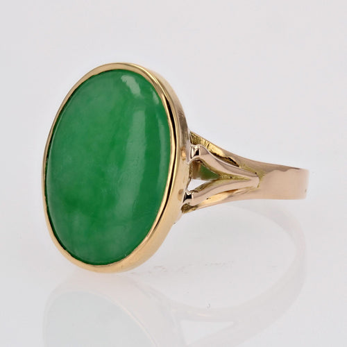 https://www.bijouxbaume.com/upload/image/bague-jade-vintage-en-or-p-image-147546-grande.jpg