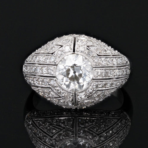 https://www.bijouxbaume.com/upload/image/bague-dome-diamants-ancienne-p-image-136392-grande.jpg