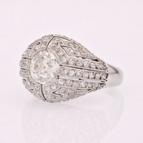 https://www.bijouxbaume.com/upload/image/bague-dome-diamants-ancienne-p-image-136377-grande.jpg