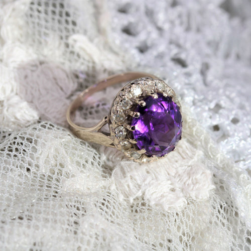 https://www.bijouxbaume.com/upload/image/bague-amethyste-diamants-p-image-133699-grande.jpg