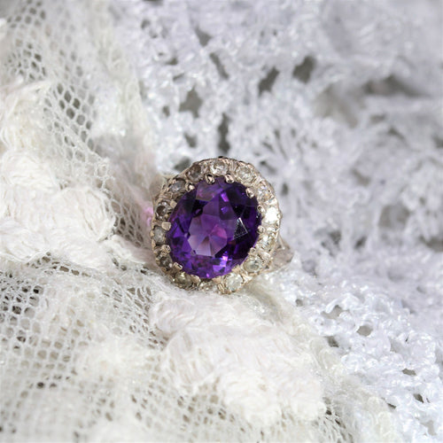 https://www.bijouxbaume.com/upload/image/bague-amethyste-diamants-p-image-133701-grande.jpg