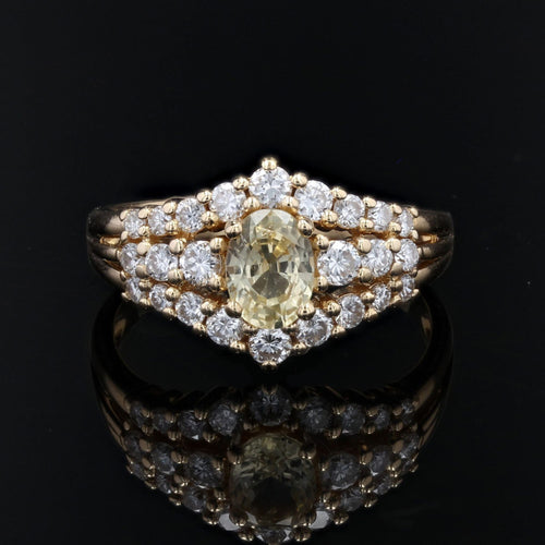 https://www.bijouxbaume.com/upload/image/bague-saphir-jaune-et-diamants-or-jaune-p-image-129610-grande.jpg