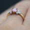 https://www.bijouxbaume.com/upload/image/fine-bague-saphir-rose-et-diamants-p-image-124808-grande.jpg
