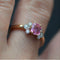 https://www.bijouxbaume.com/upload/image/fine-bague-saphir-rose-et-diamants-p-image-124809-grande.jpg