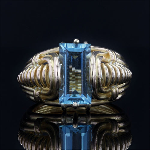 https://www.bijouxbaume.com/upload/image/bague-retro-aigue-marine-et-or-p-image-121143-grande.jpg