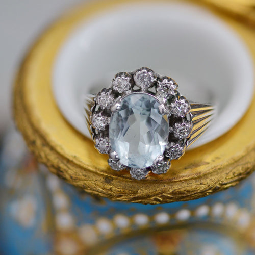 https://www.bijouxbaume.com/upload/image/bague-ancienne-aigue-marine-et-diamants-p-image-139015-grande.jpg