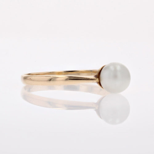 https://www.bijouxbaume.com/upload/image/bague-solitaire-perle-de-culture-or-p-image-150996-grande.jpg
